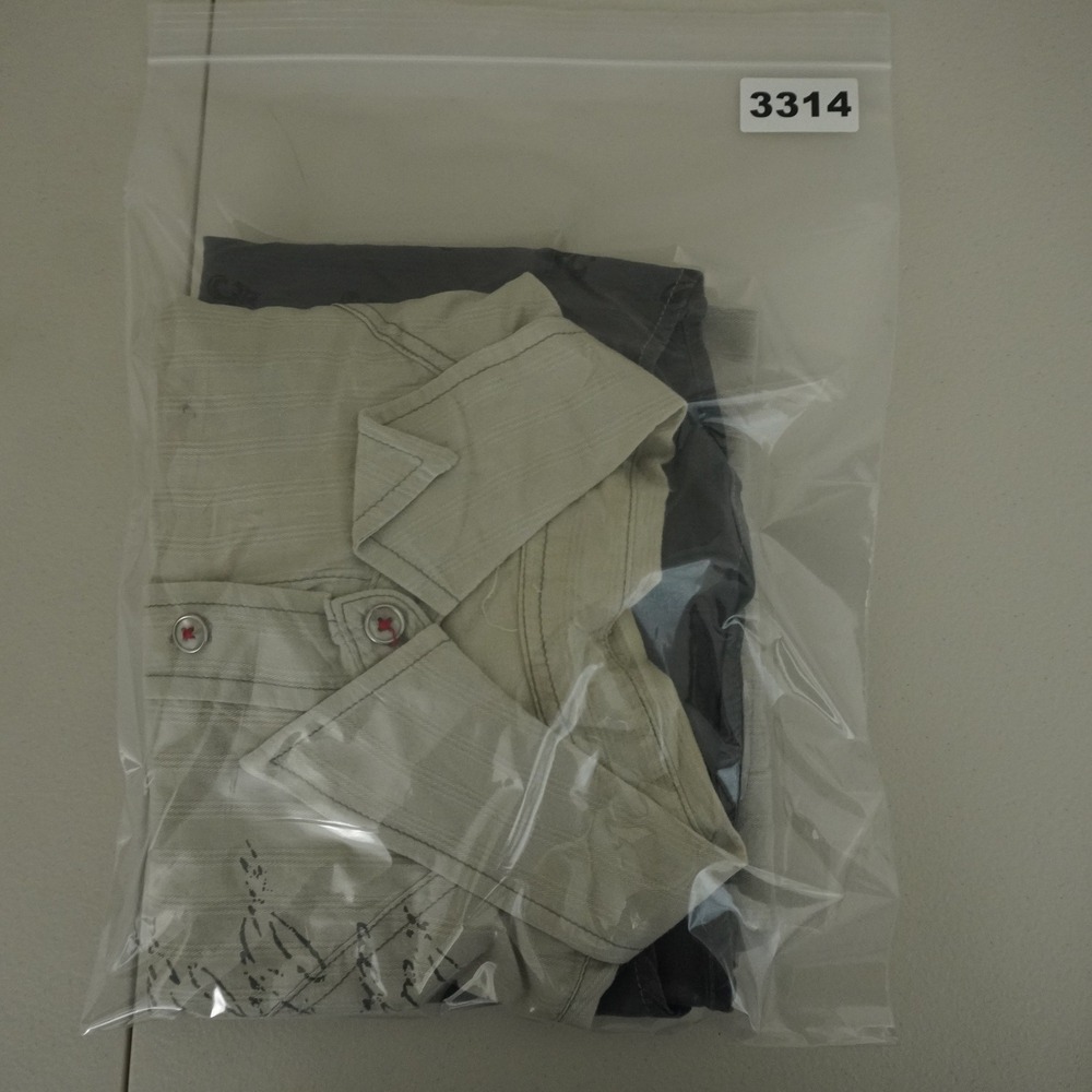 M76 Clothing Co Button Down Shirt Mens XL Tan Grey Ombre Graphic Western Y2K - Picture 10 of 10